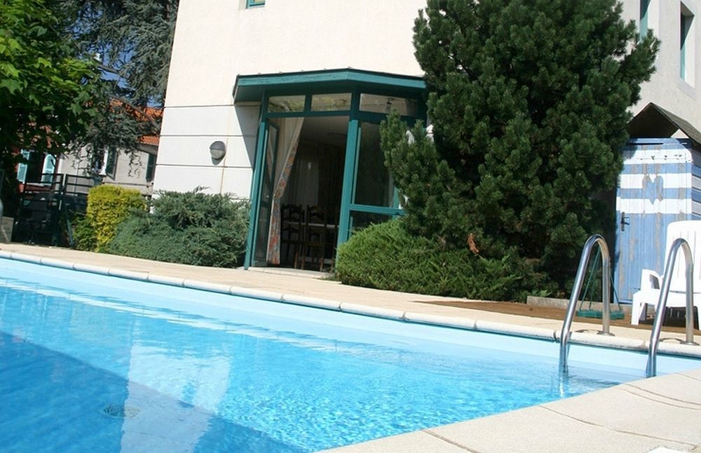 Logis L'Auberge Bourbonnaise Saint-Yorre Zewnętrze zdjęcie
